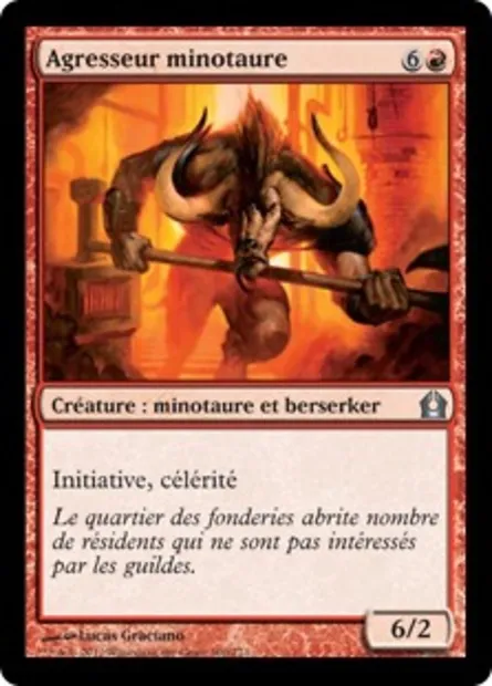 Agresseur minotaure, carte Magic RTR 100 — extension Retour à Ravnica